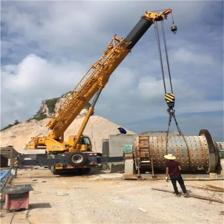 木里吊车的运输费用是否包含在租赁费用中